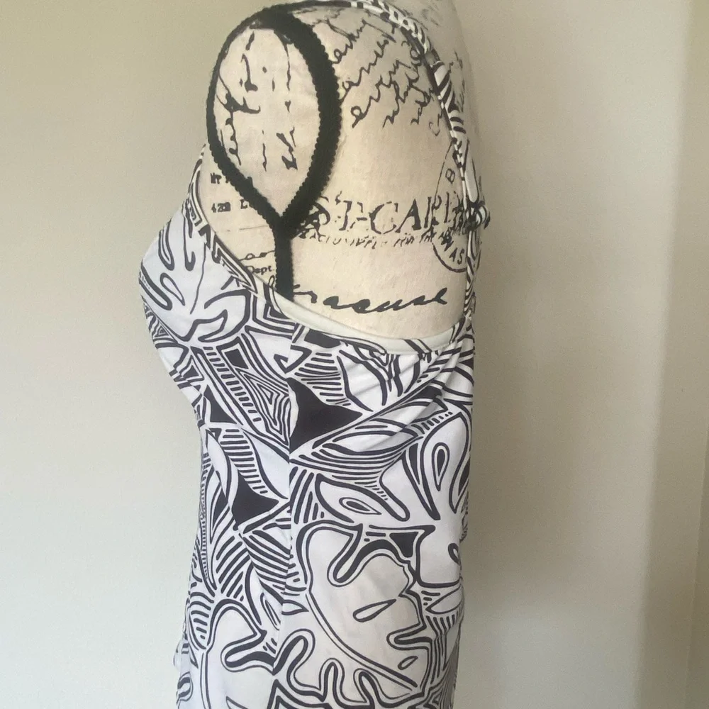 St. John's Bay Tankini Top - Picture 6 of 7